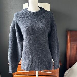 NWT White and Warren Navy Cashmere Crew Neck Sweater - SIze S